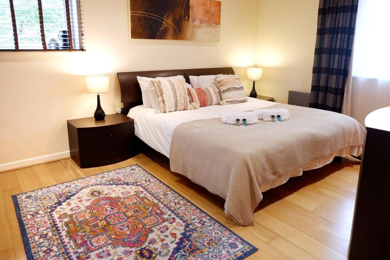 Stunning Apartment Close To Cambridge Station With Free Parking! Екстер'єр фото